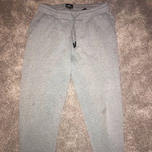 grey o’neill sweats